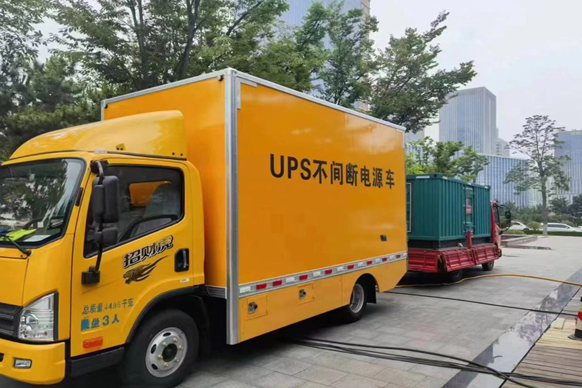 英山发电机租赁施工现场