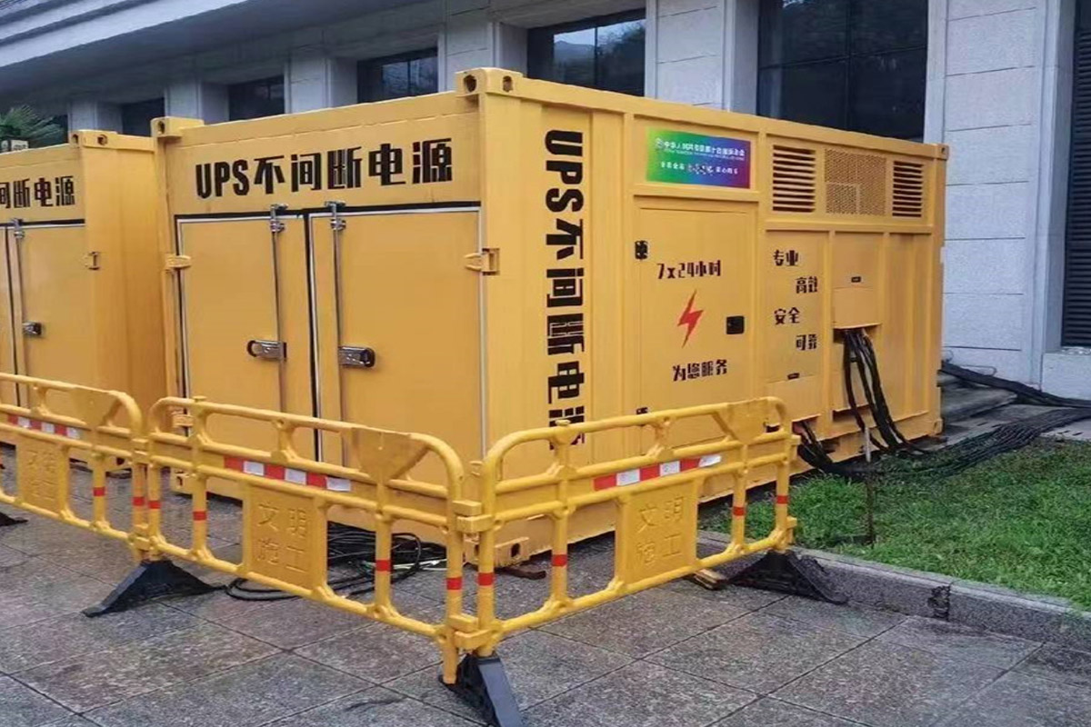 英山发电机租赁施工现场